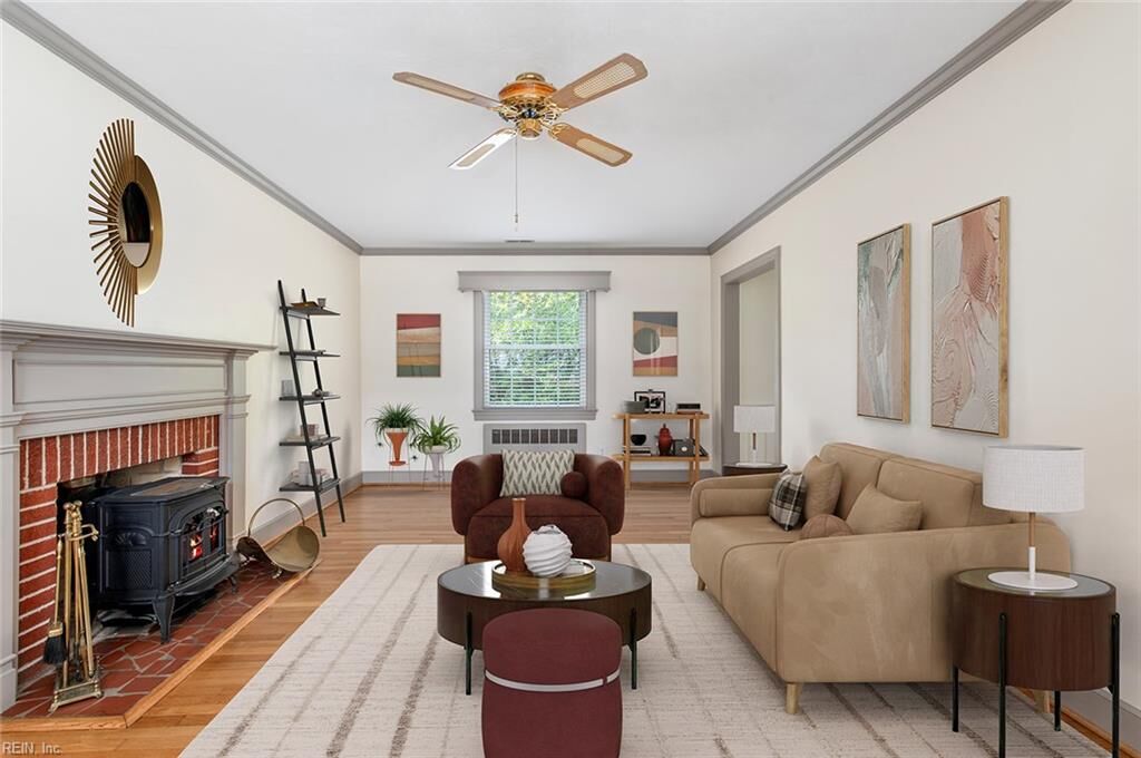 Property Photo:  9 Pendleton St  VA 23606 