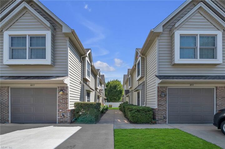 Property Photo:  1877 Calash Way  VA 23454