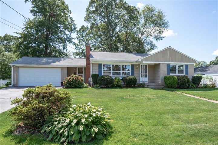 122 Belvedere Drive  Cranston RI 02920 photo