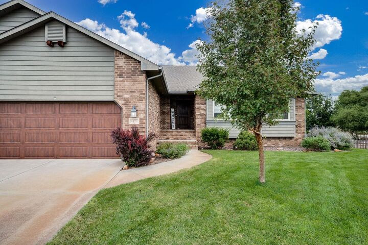 Photo de la propriété:  4871 N Emerald Ct  KS 67101 