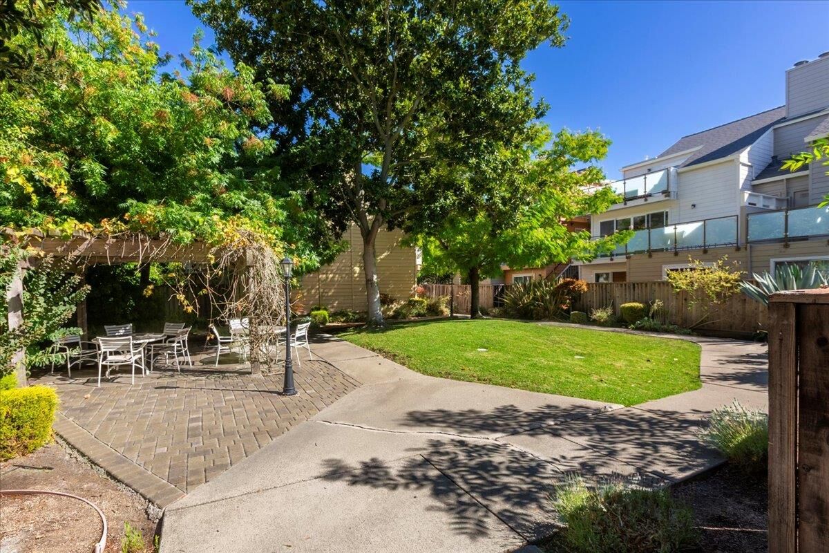 Property Photo: 363 North Rengstorff Avenue 5 CA 94043