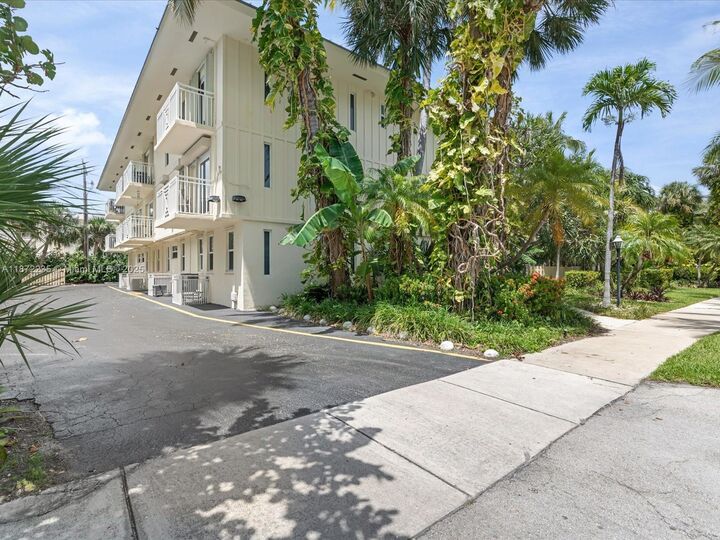 Property Photo: 255 Sunrise Dr 307 FL 33149