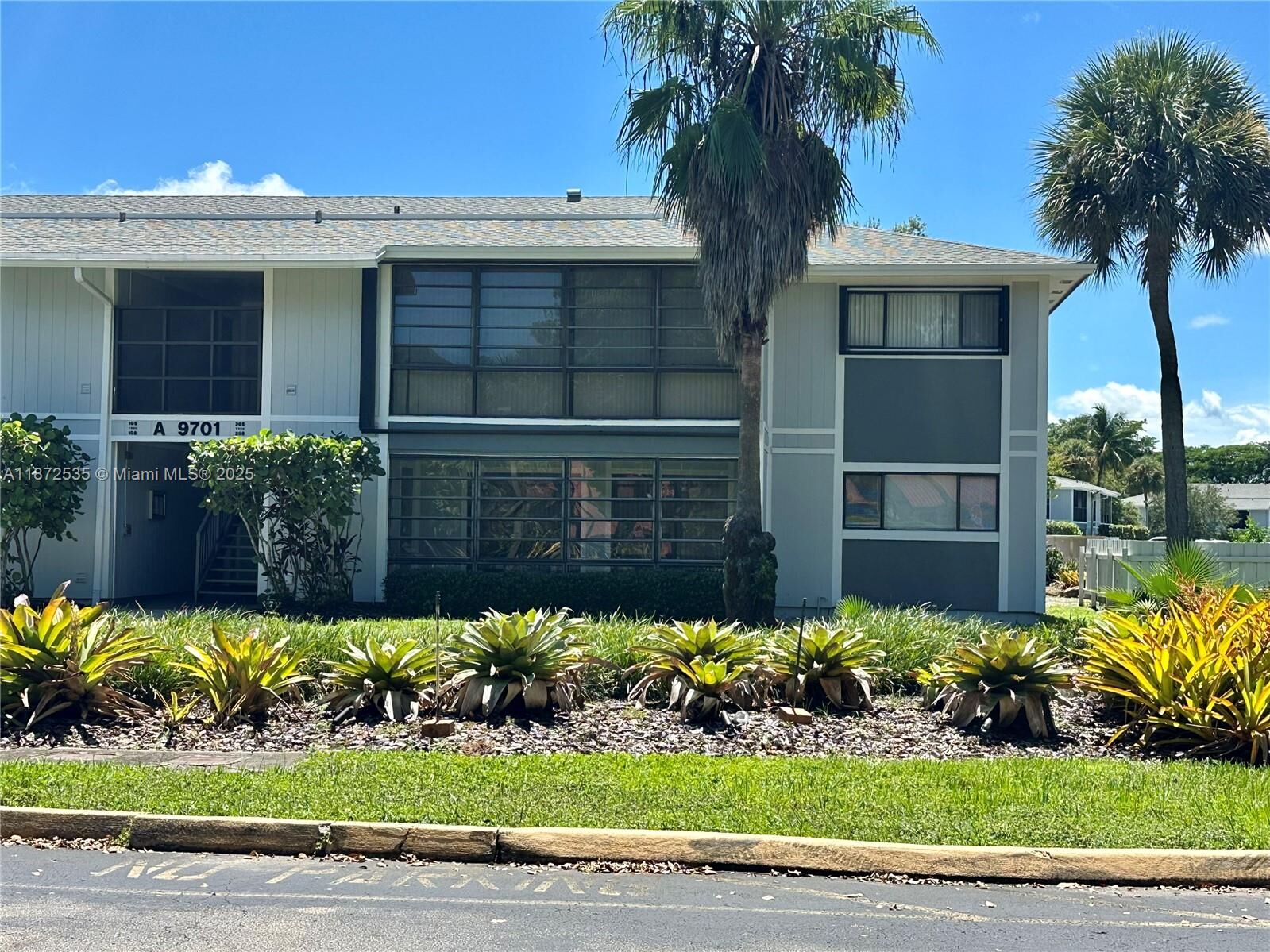 Property Photo:  9701 Hammocks Blvd 108A  FL 33196 