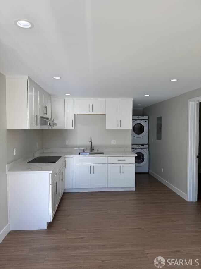 Property Photo:  257 Saint Francis Boulevard  CA 94015 