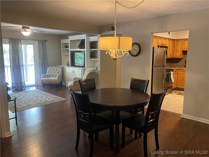 Property Photo: 1409 Slate Run Road 5 IN 47150