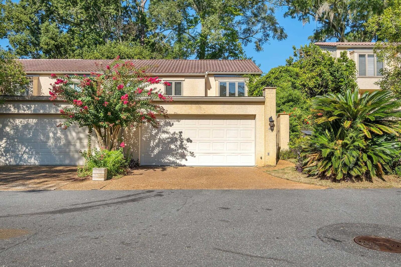 Property Photo: 1816 Atlantis Place Bldg 2 FL 32303