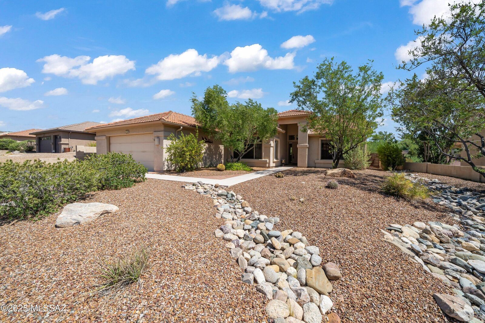 Property Photo: 62654 E Flower Ridge Dr AZ 85739