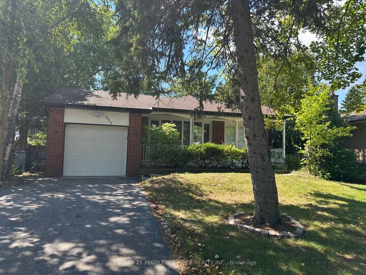 Photo de la propriété: 1252 Mont Clair Drive Bsmt ON L6H 1Z4