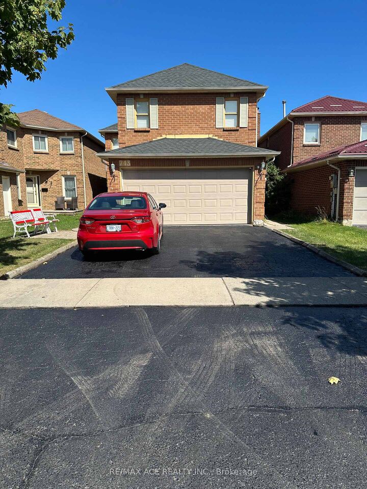 743 Aspen Road  Pickering ON L1V 3P4 photo