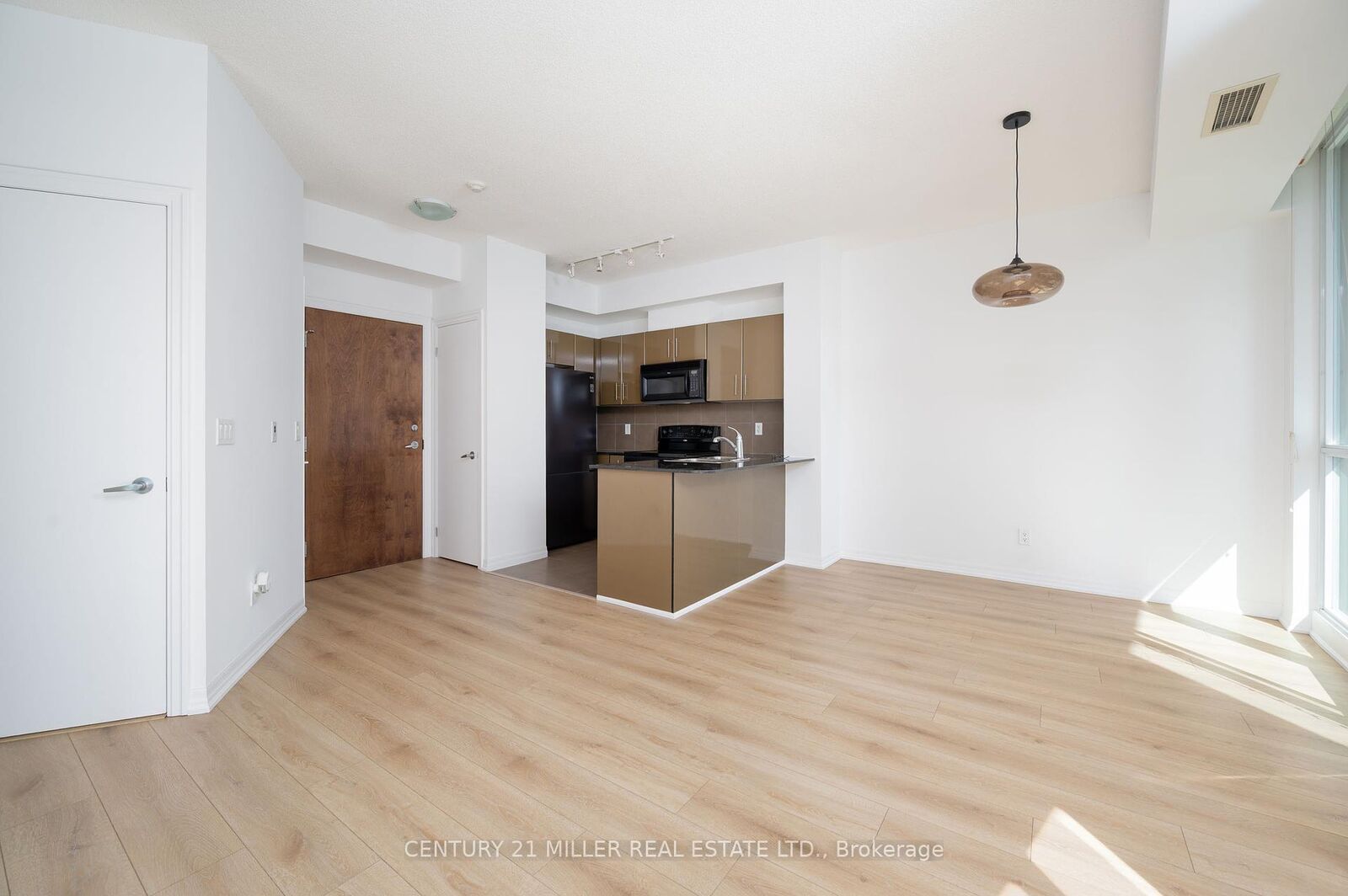 Property Photo: 16 Yonge Street 310 ON M5E 2A1