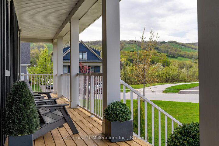 Property Photo:  225 Yellow Birch Crescent  ON L9Y 0Z3 