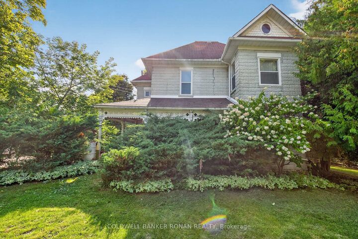 Property Photo:  1516 17th Side Road  ON L0G 1T0 