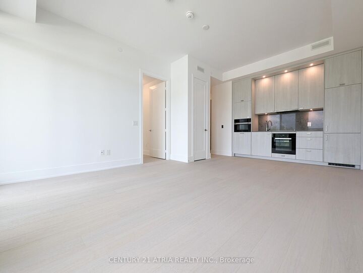 397 Royal Orchard Boulevard 323  Markham ON L3T 0H3 photo