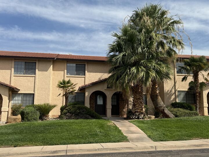 Property Photo:  1742 W 1020 N N #123  UT 84770 