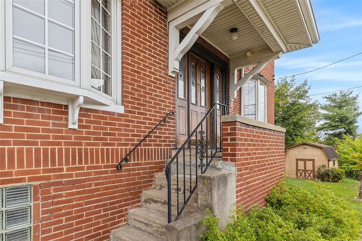 Property Photo: 602 Halcomb Ave PA 15025