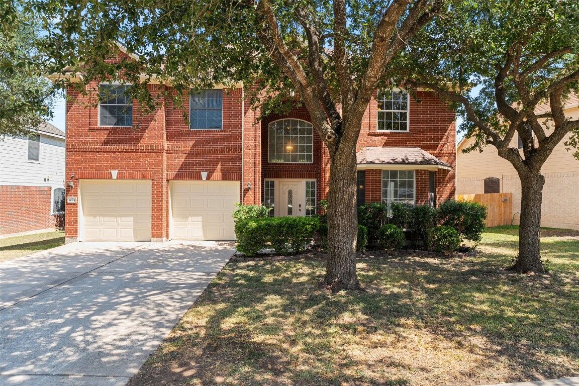 Property Photo: 813 Caribou Ridge Trail TX 78660