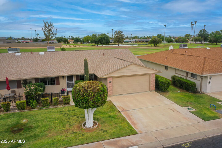 Property Photo: 10506 W Tropicana Circle AZ 85351