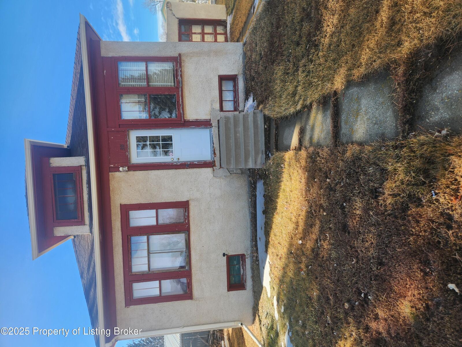 Property Photo: 311 B Street S ND 58631