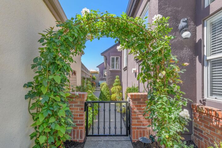Property Photo: 1863 Falcon Ridge Drive CA 94954