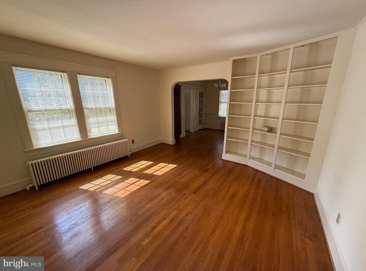 Property Photo: 911 Monroe Street VA 22401