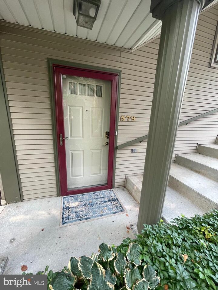 Property Photo:  579 Roslaire Drive  PA 17036 