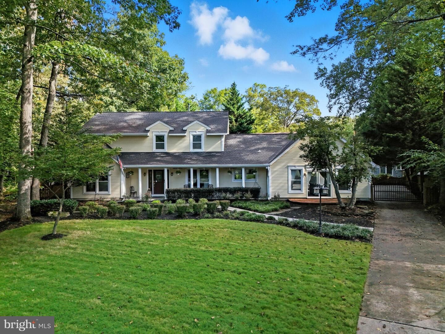 Property Photo:  15780 Crocus Lane  VA 22025 