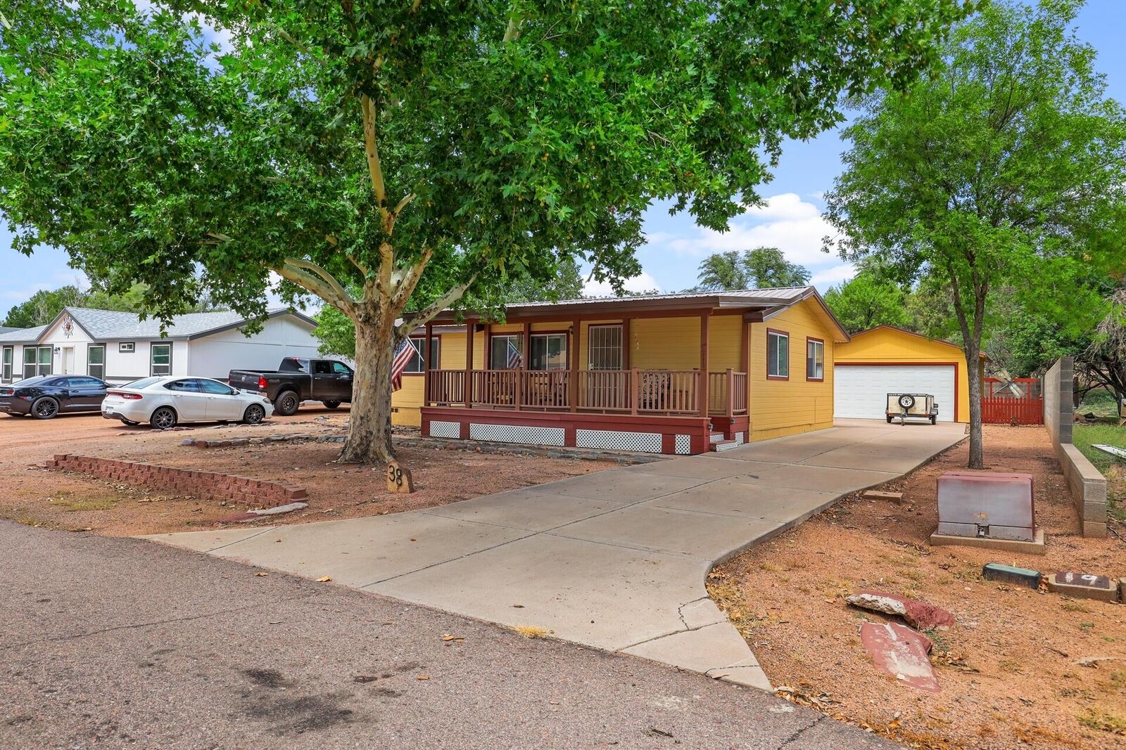 Property Photo: 38 E Quail Hollow Drive AZ 85541