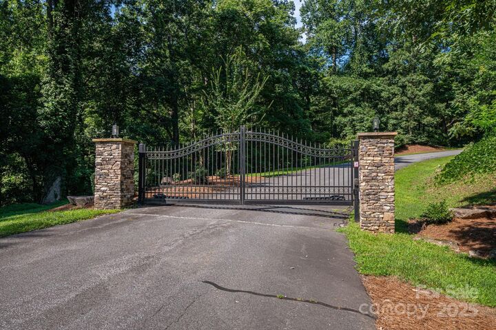 Property Photo:  27 Highland Drive  NC 28746 