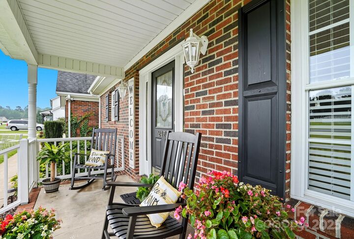 Property Photo:  2476 Carriage Lane  NC 28092 