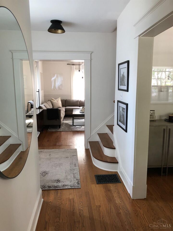 Property Photo: 3515 St Charles Place OH 45208