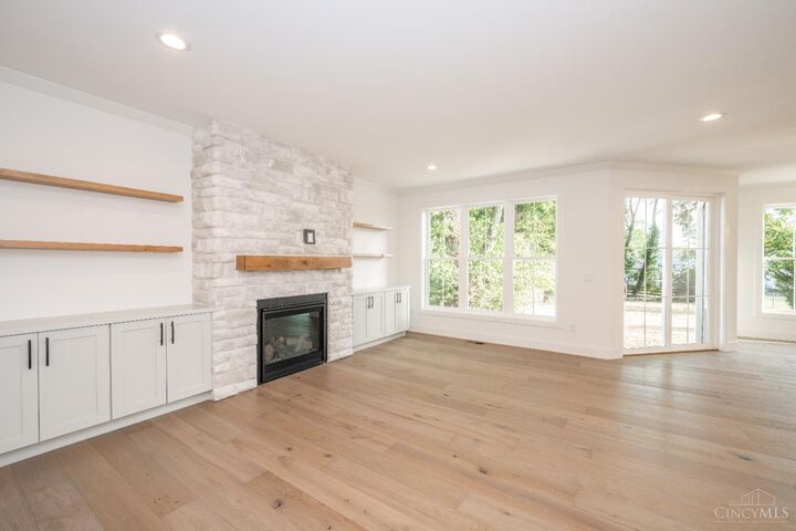 Property Photo:  4921 Fairview Avenue  OH 45242 