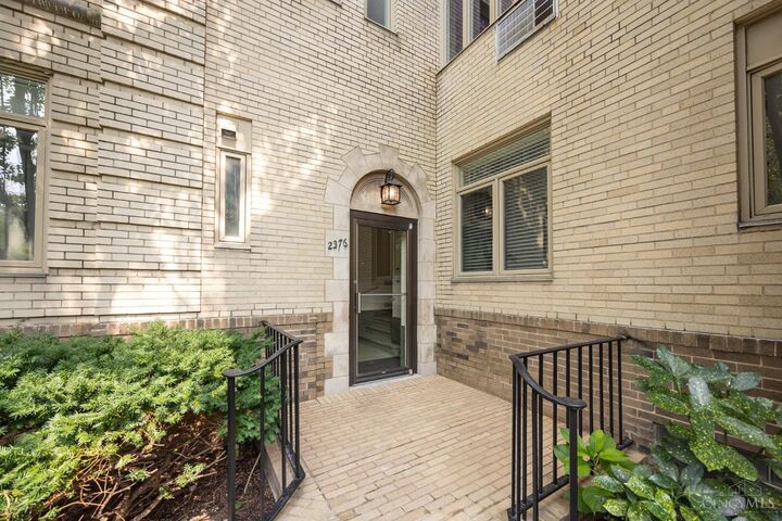 Property Photo:  2376 Madison Road  OH 45208 