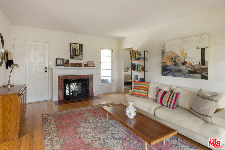 Property Photo:  1080 Pagoda Pl  CA 90031 