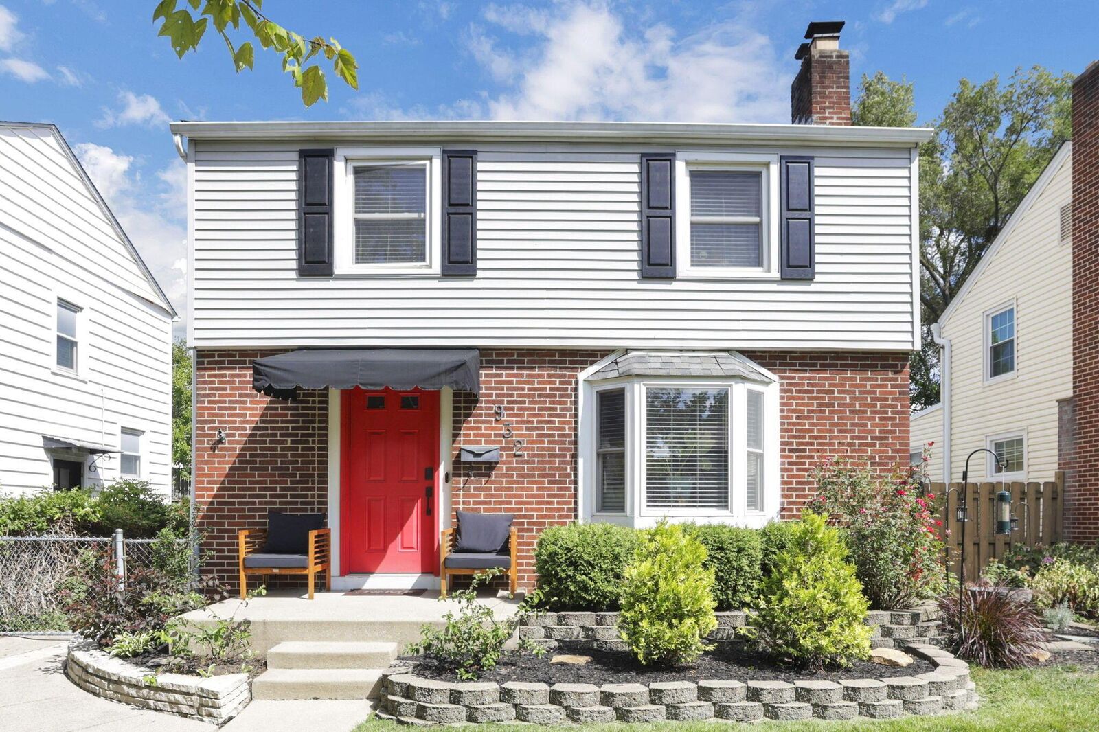 Property Photo: 932 McClain Road OH 43212
