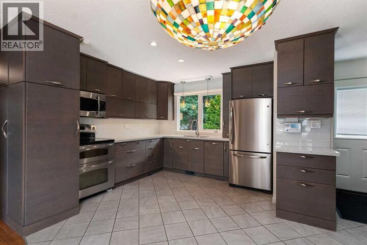Property Photo:  3805 57 Avenue  AB T9V 1Z5 