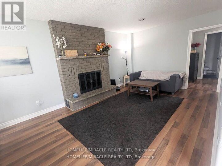 Property Photo:  442 Rimosa Court Upper  ON L1J 7T6 