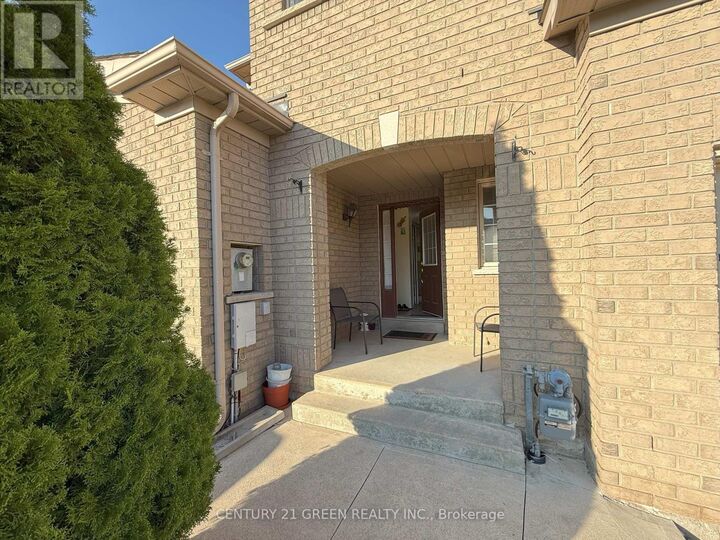 Property Photo: 15 Arabia Gate ON L6R 2N9