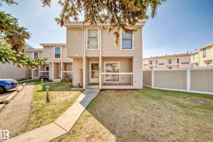 Property Photo: 5535 144A Avenue NW AB T5R 3R2
