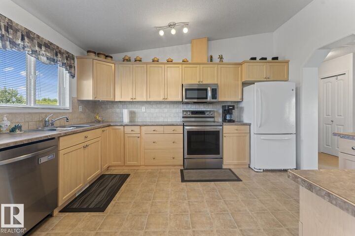 Photo de la propriété: 3808 2nd Street AB T0A 2K0