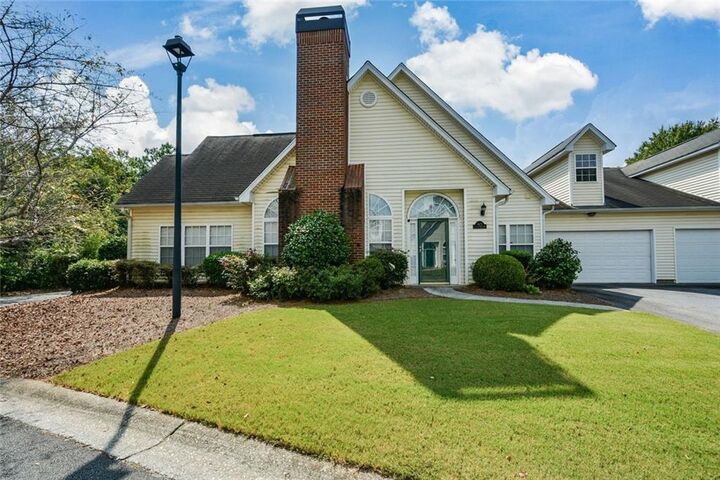 Property Photo:  1471 Settlers Walk Way SW 5  GA 30060 