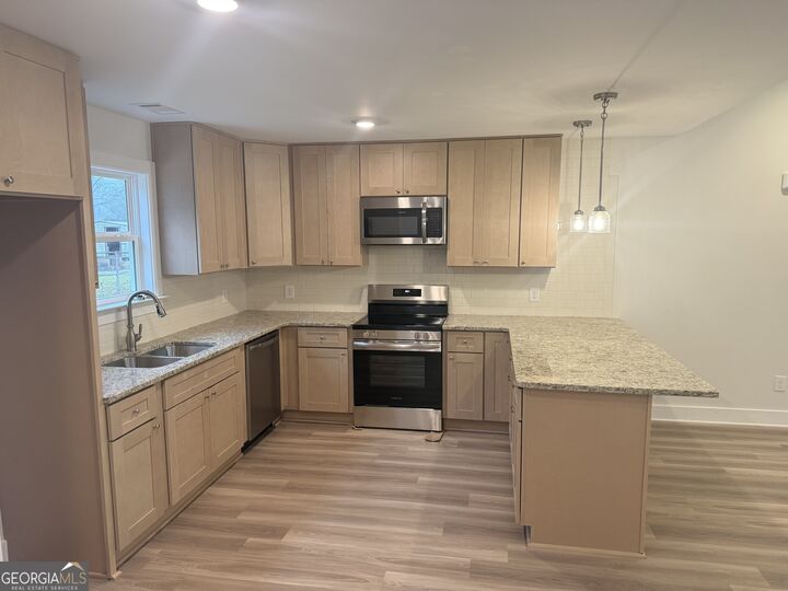 Property Photo:  608 Wilburn Ave Street  GA 30240 