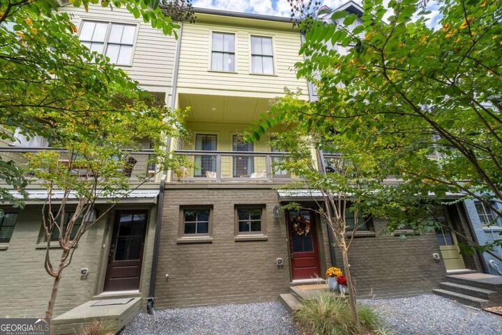 Property Photo: 1054 Crest Circle SE GA 30312