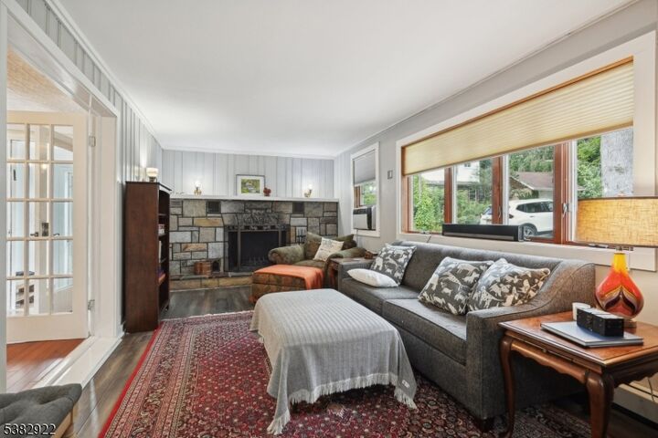Property Photo: 716 Glen Rd NJ 07871