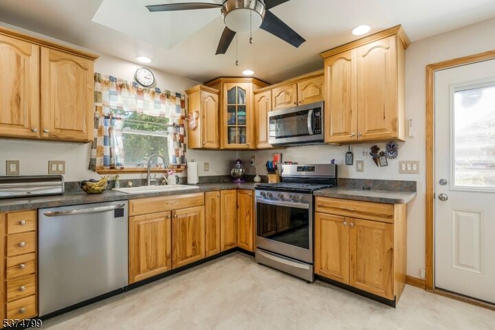 Property Photo:  27 Fremont St  NJ 08876 