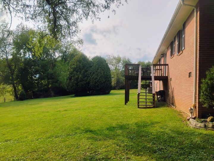 Property Photo: 330 Underwood Rd WV 24901