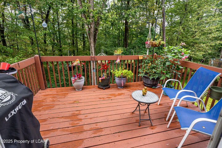 Property Photo: 248 Avalanche Lane PA 18222