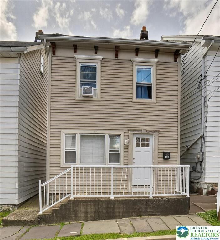 Property Photo: 533 Reynolds Street PA 18042