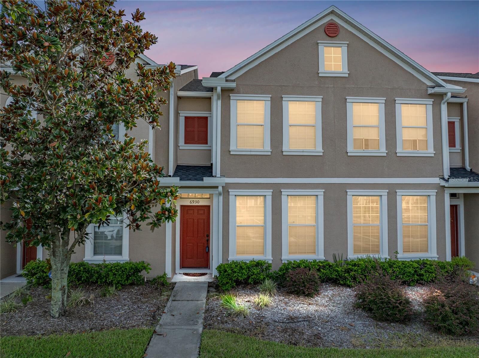 Property Photo: 6930 Towering Spruce Drive FL 33578