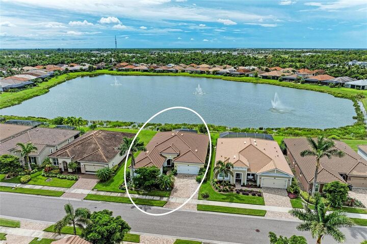 Property Photo:  11669 Tapestry Lane  FL 34293 