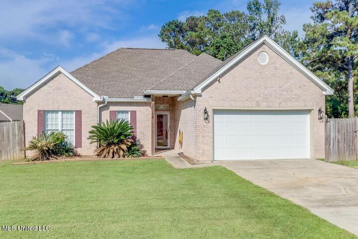 10124 Skyhawk Court  Biloxi MS 39532 photo